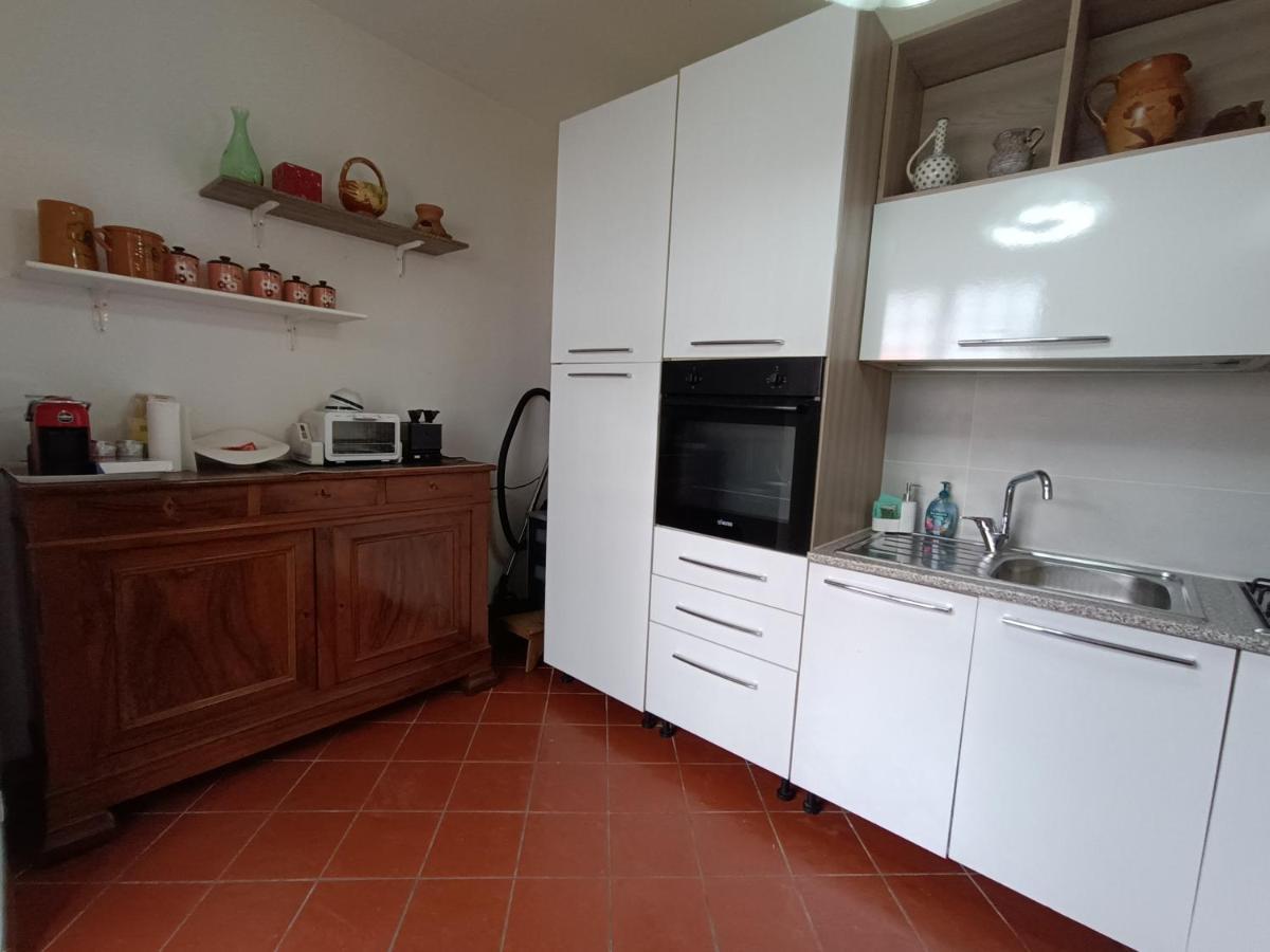 Cozy Apartment Near The City Walls Lucca Exterior foto