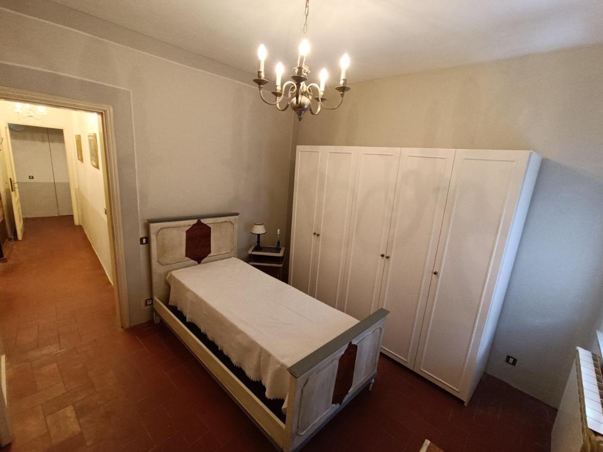 Cozy Apartment Near The City Walls Lucca Exterior foto
